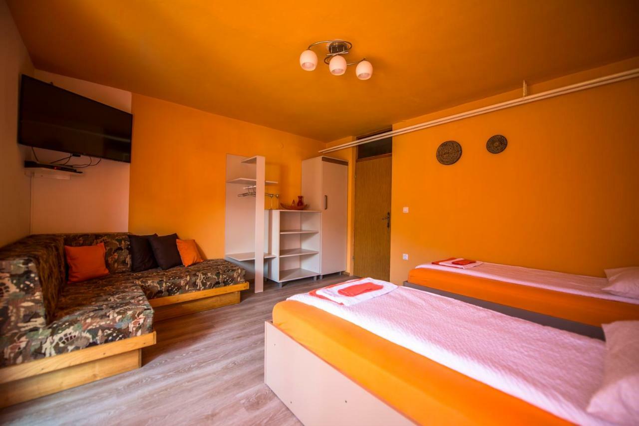 Apartma Rombon Brdo With Free Onsite Parking Бовец Екстериор снимка